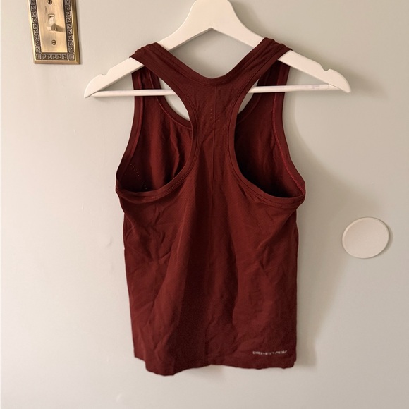 Nike ADV Aura Women's Racerback Tank Top - Picture 3 of 5